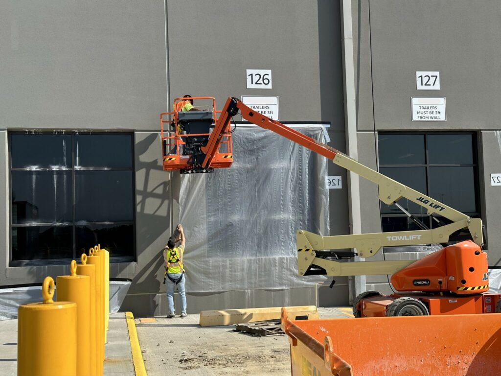 Distribution Warehouse